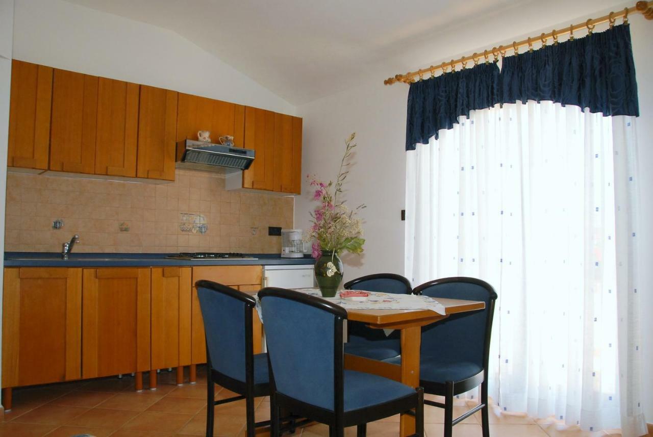 Apartmani Bauk Пореч Екстер'єр фото